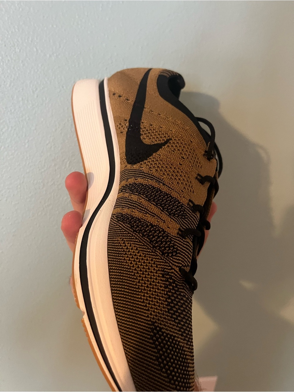 Mens nike Flyknit trainer (AH8396 203) no box size 9 - Picture 4 of 6